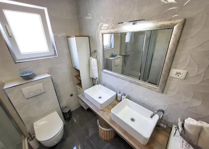 Apartament Violet