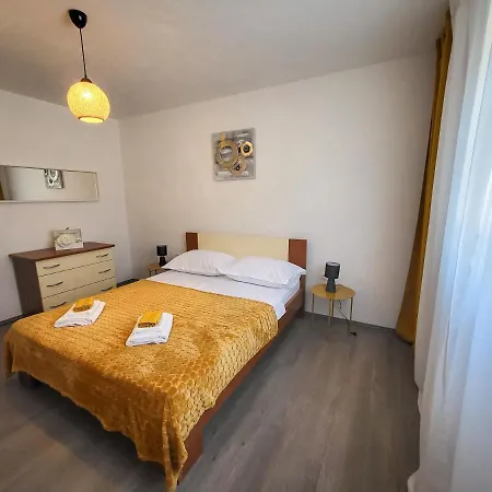 Violet Apartamento *